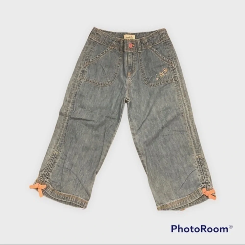 Girls Capri pants 105